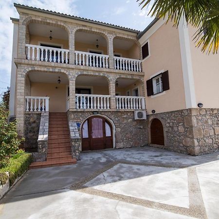 Apartment Šamanić Malinska Bagian luar foto