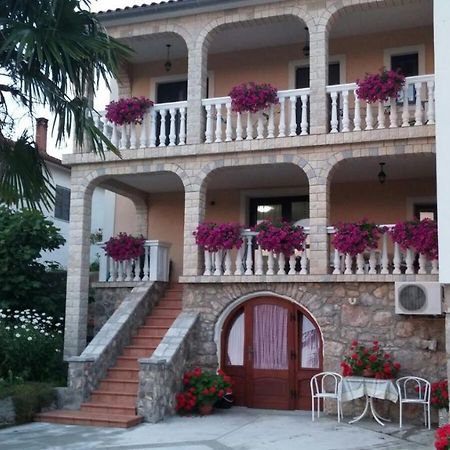 Apartment Šamanić Malinska Bagian luar foto