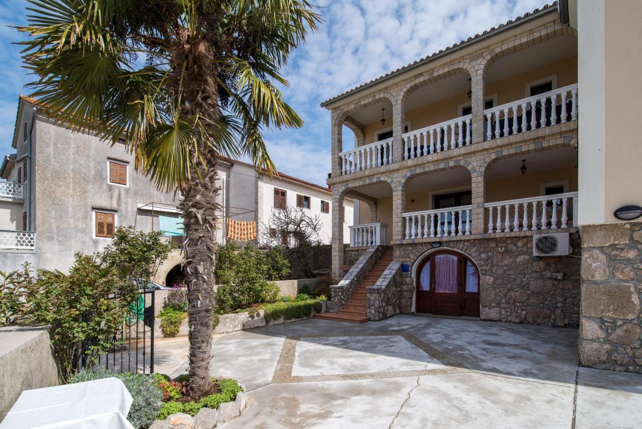 Apartment Šamanić Malinska Bagian luar foto